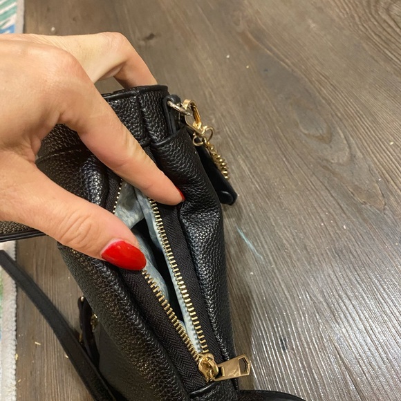 Black and Gold Crossbody Bag with Chain Detail - Picture 9 of 9